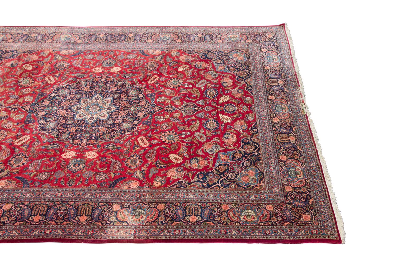 A Kashan Carpet 14 feet x 10 feet. — 20TH CENTURY