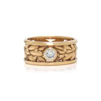 YELLOW GOLD AND DIAMOND BAND RING