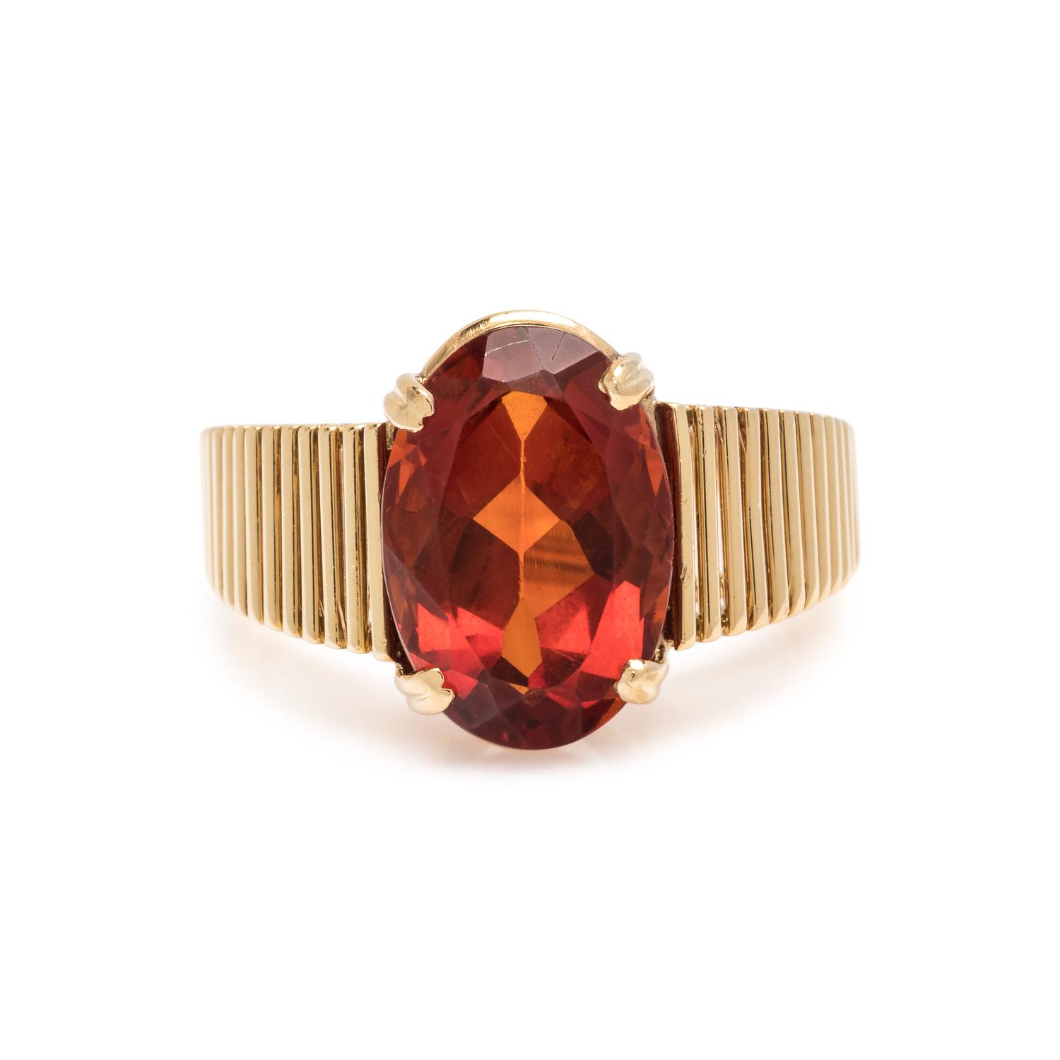 YELLOW GOLD AND CITRINE RING