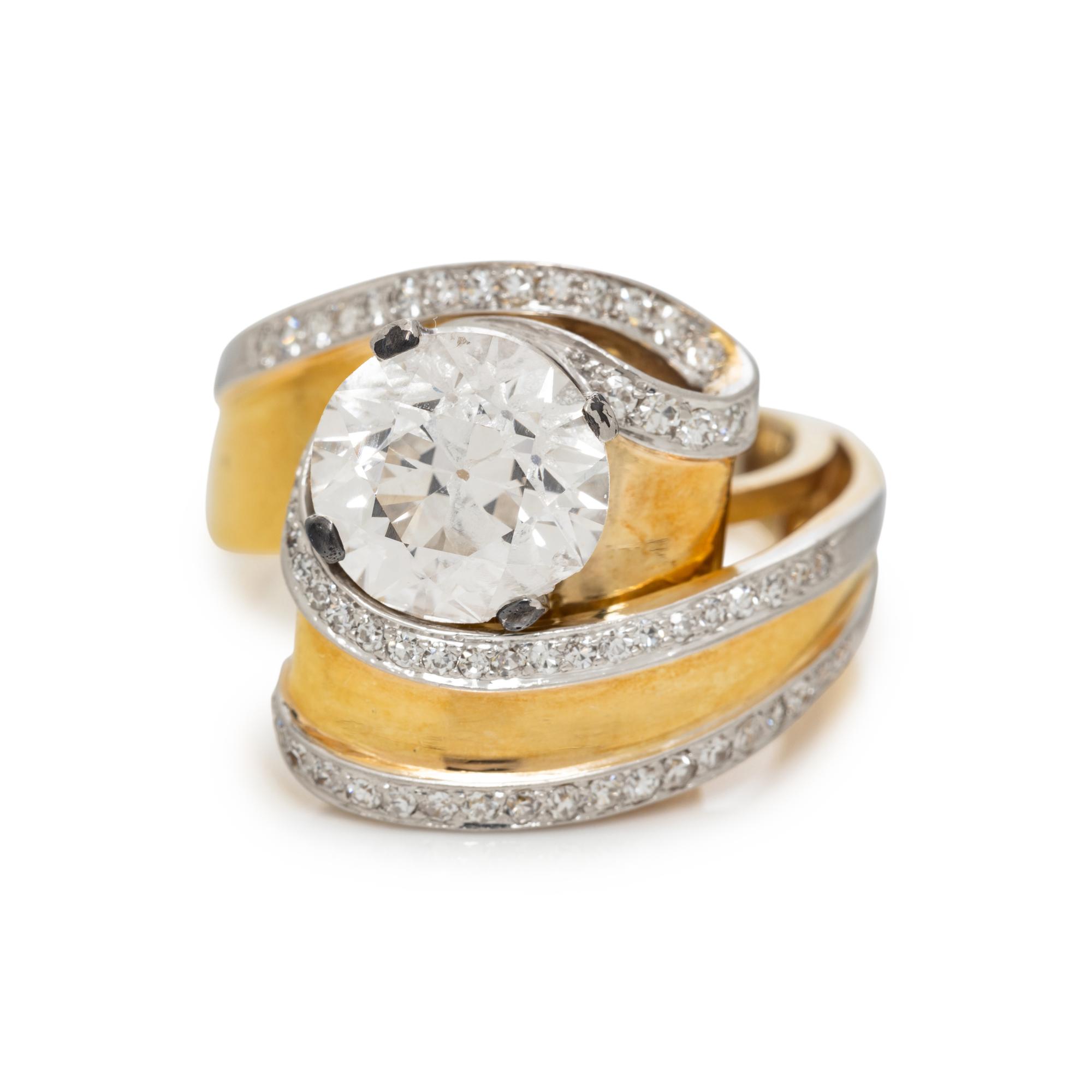 YELLOW GOLD, PLATINUM AND DIAMOND RING