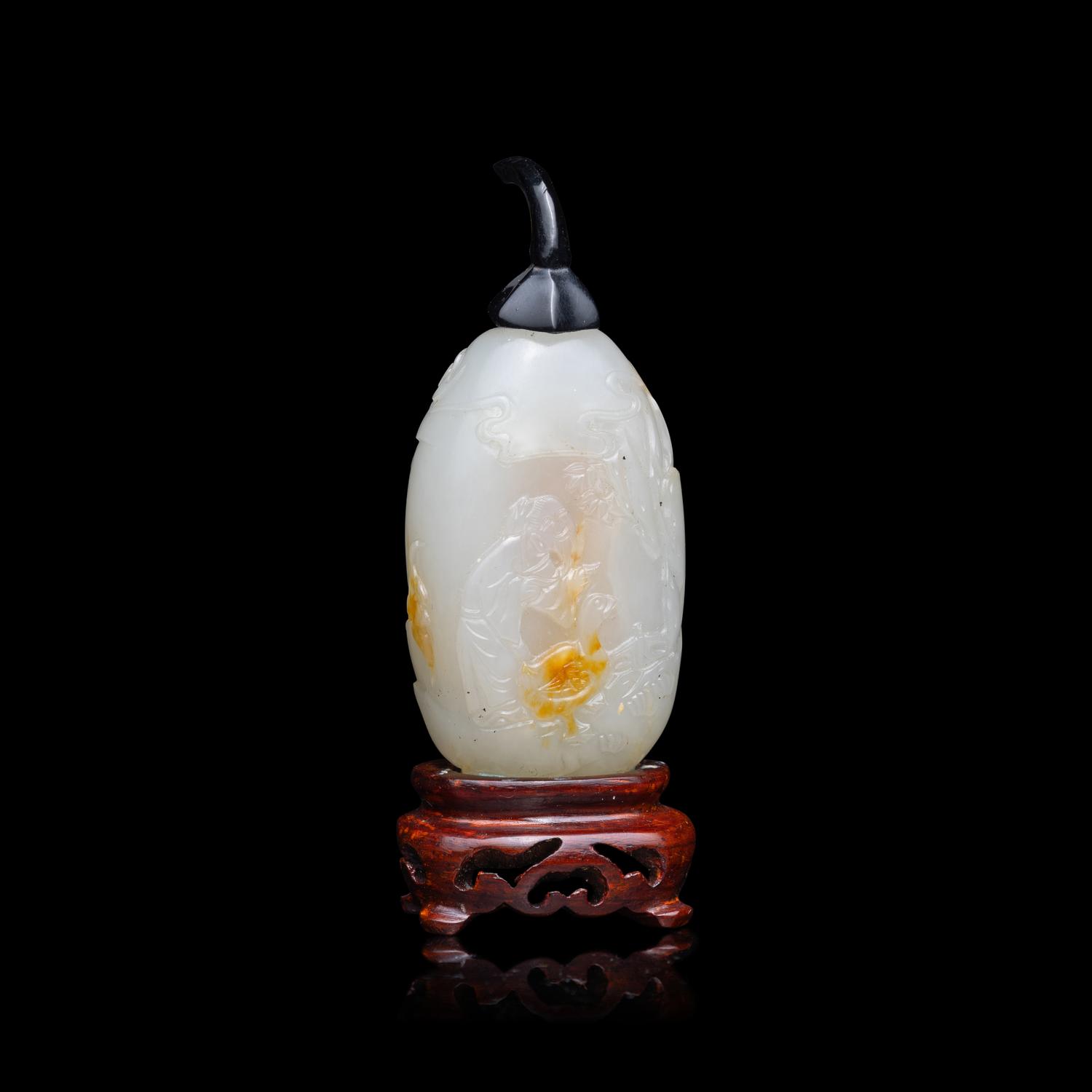 A Chinese Carved White and Russet Jade 'Scholars' Snuff Bottle, 18th Century 清中期 白玉高士鼻煙壺