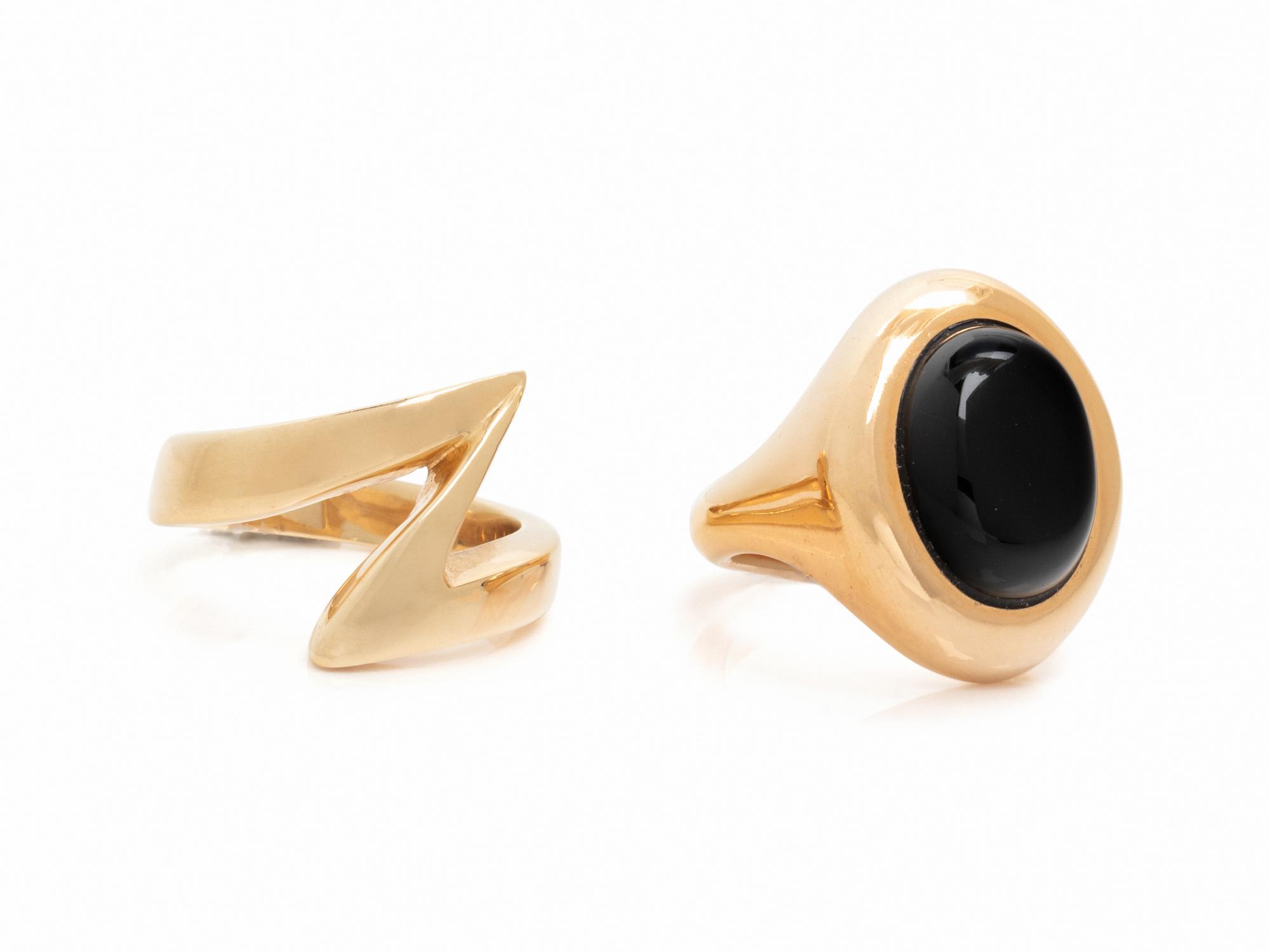 COLLECTION OF YELLOW GOLD RINGS