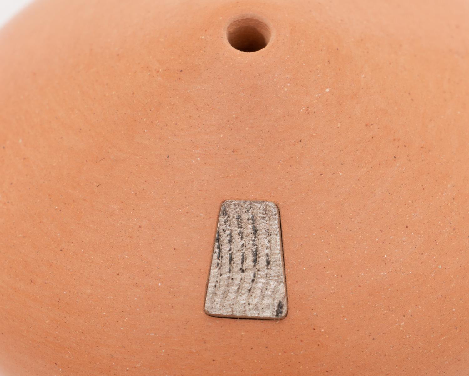 Miniature Shifting Sands Pottery, Plate and Seed Jar