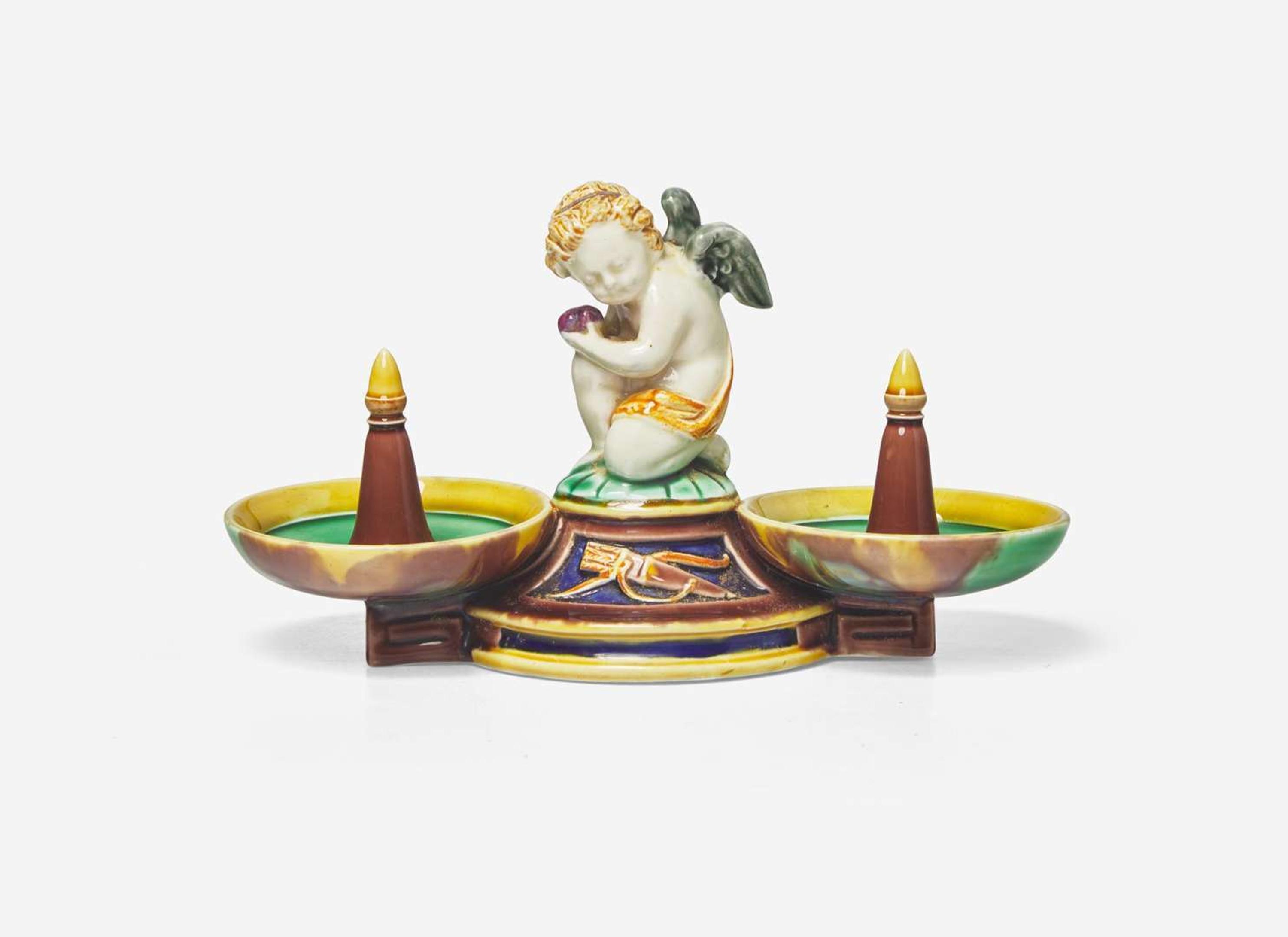 A Wedgwood Majolica Figural Double Ring Tray, UK, circa 1875