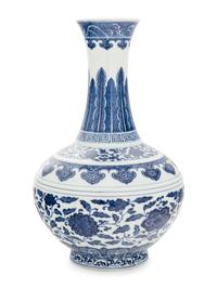 A Blue and White Porcelain 'Lotus' Vase, Shangping