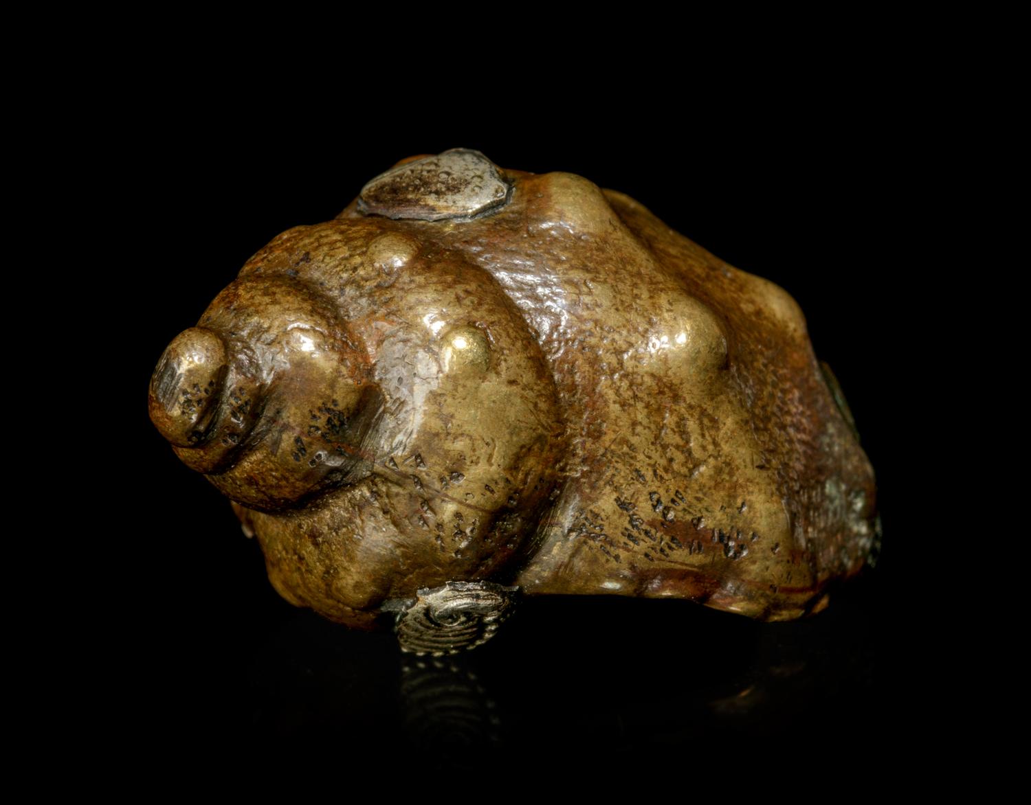 An Unusual Sentoku Bronze Conch Shell-Form Ojime