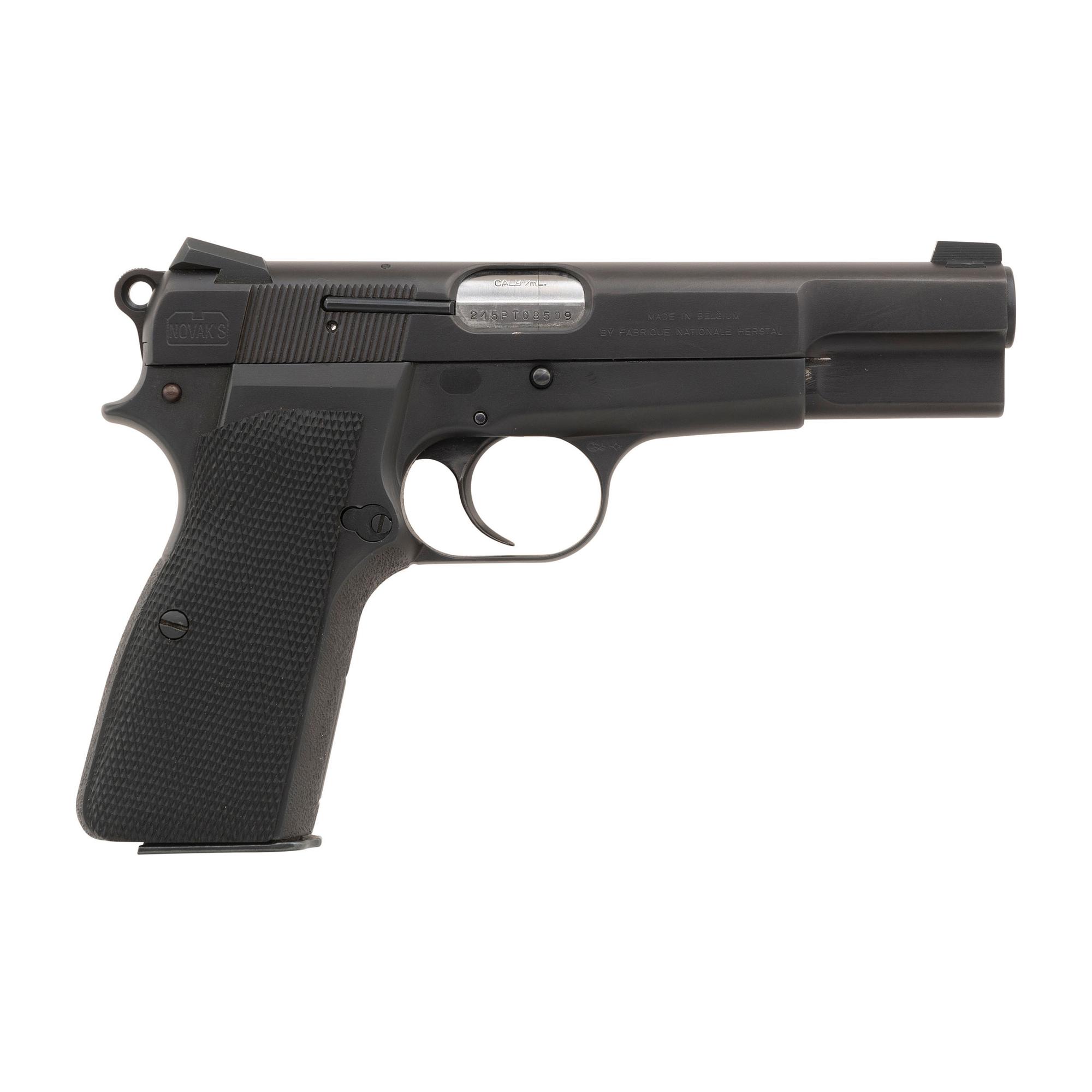 *Browning Hi-Power Customized by Novak