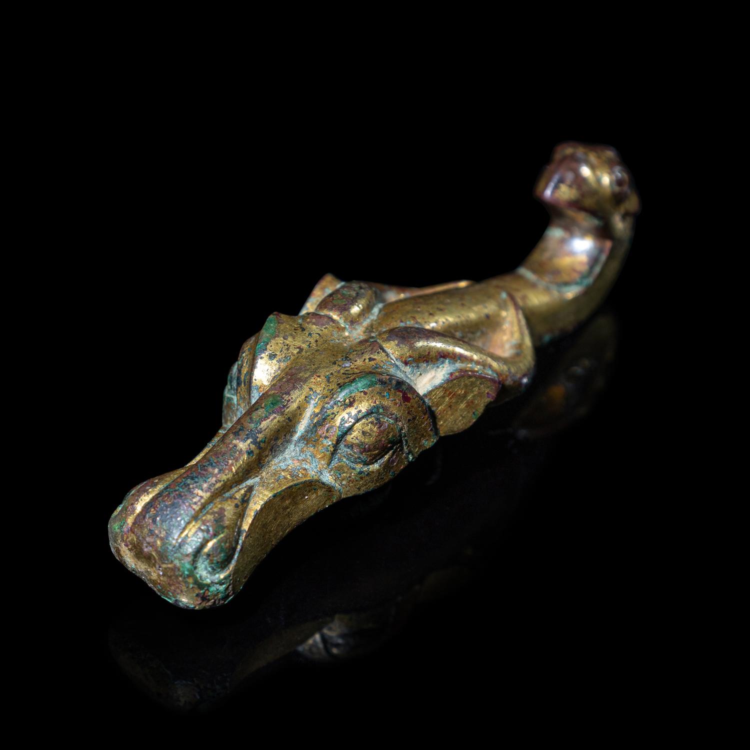 Two Chinese Bronze Garment Hooks, Warring States Period-Han Dynasty 戰國-漢 銅帶鉤兩件