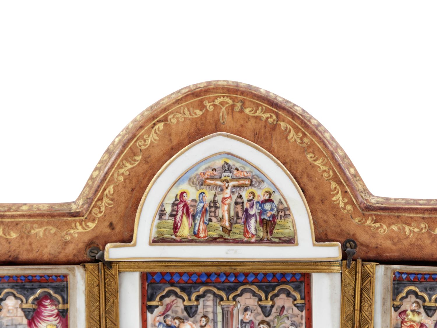 A Capodimonte Porcelain Altar Triptych