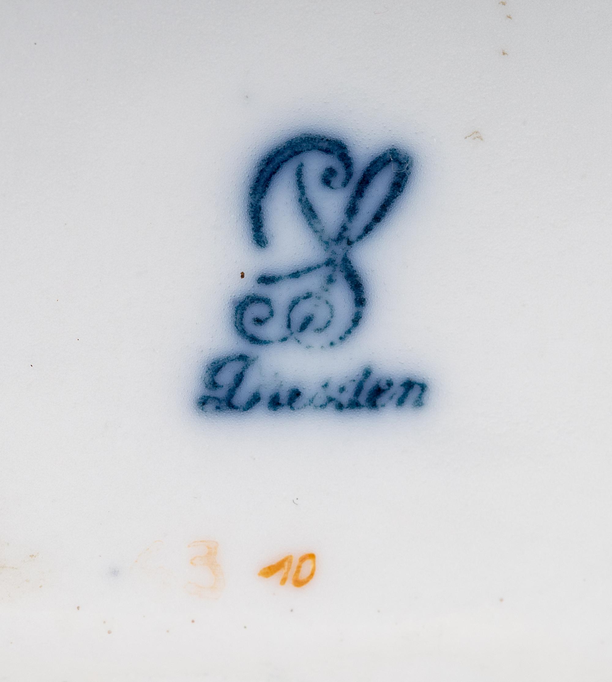 Five Continental Porcelain Articles