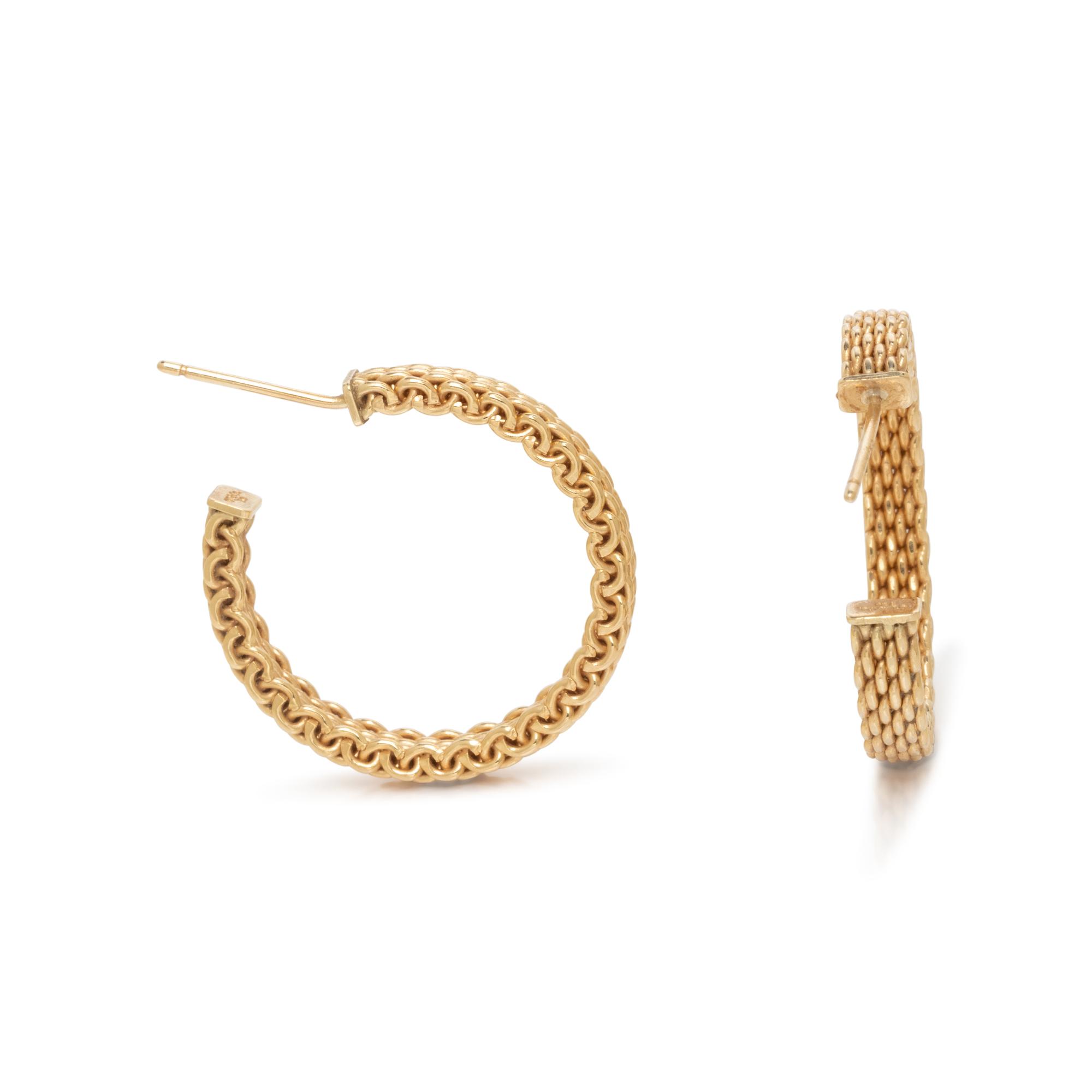 TIFFANY & CO., YELLOW GOLD 'SOMERSET MESH' HOOP EARRINGS