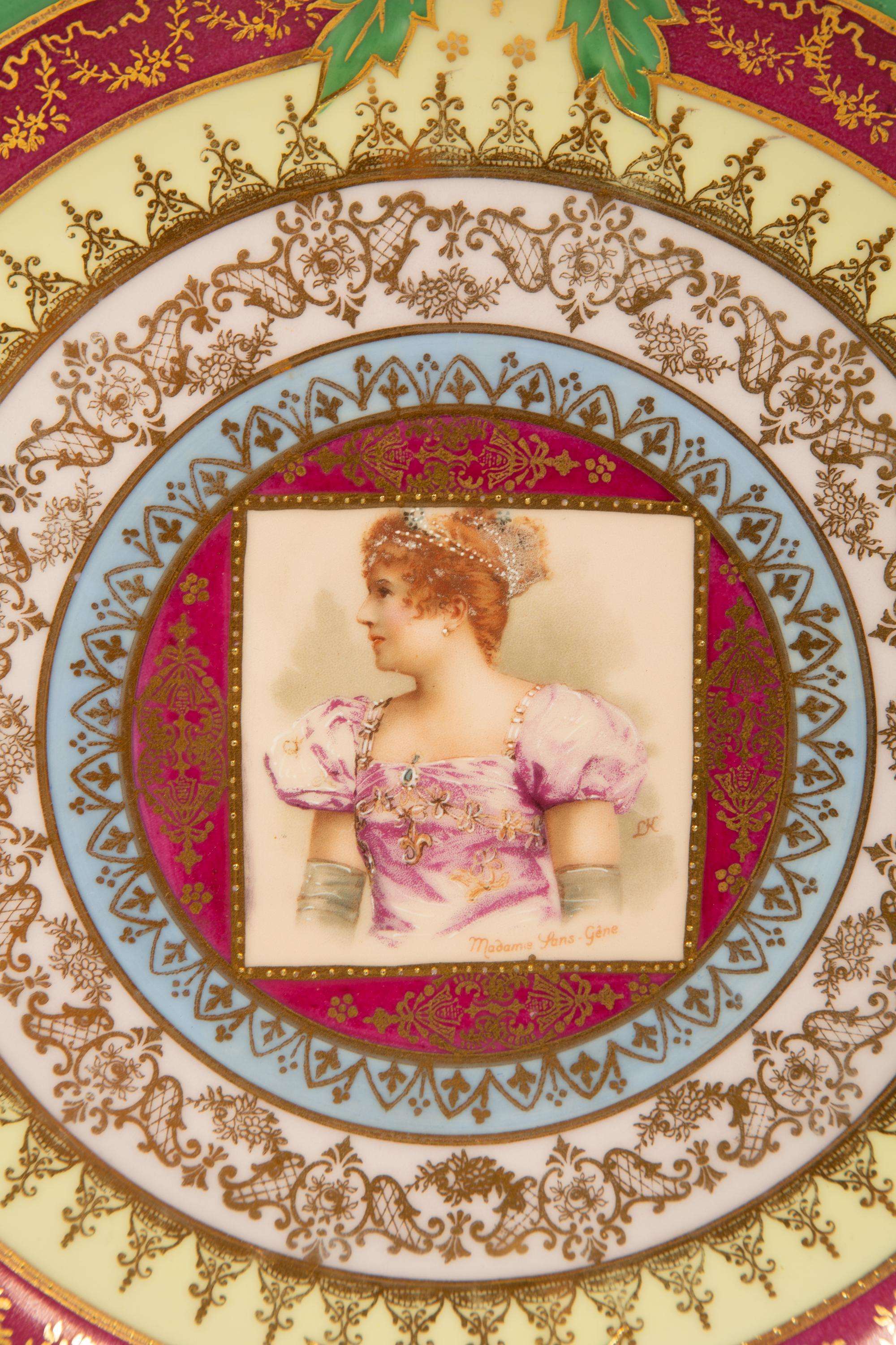 A Pair of Vienna Porcelain Cabinet Plates — 19TH CENTURY
