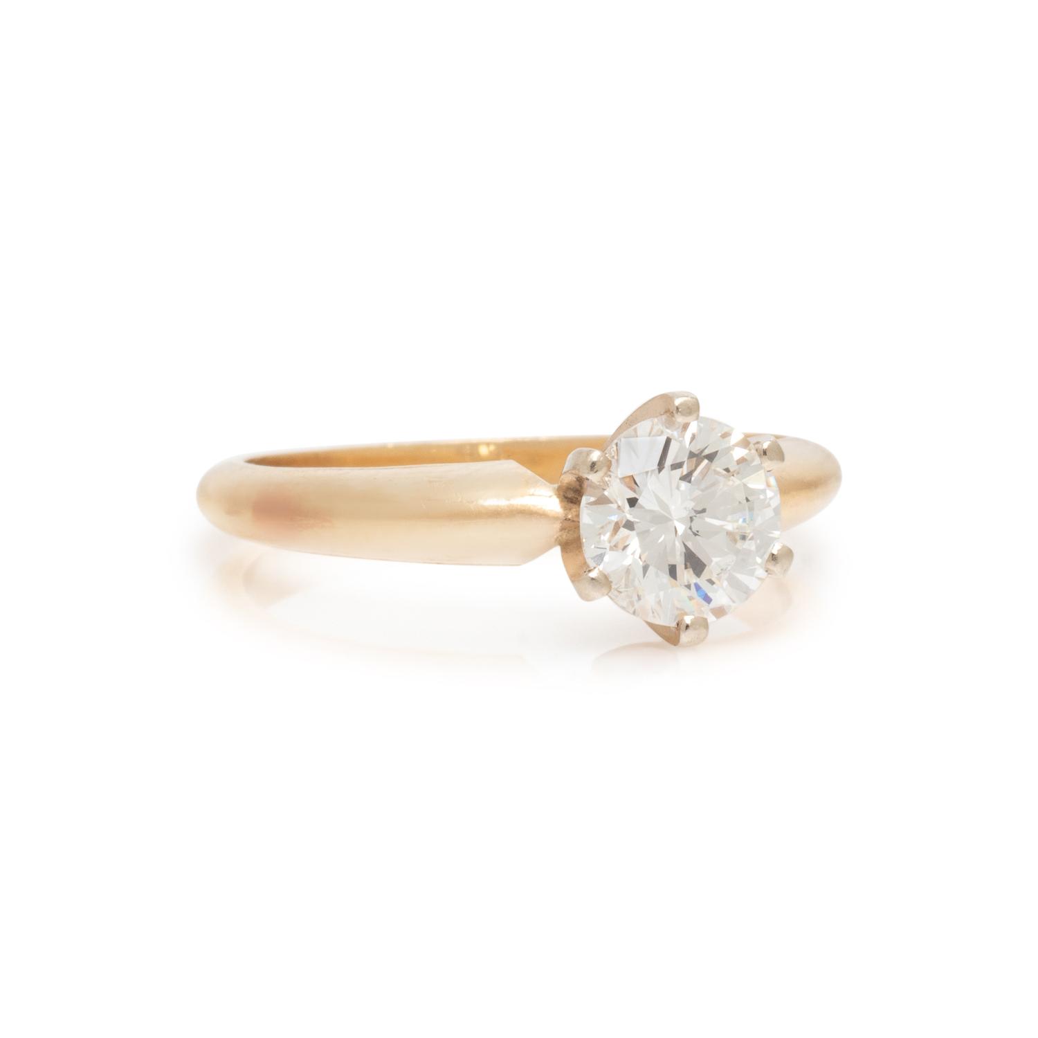 DIAMOND RING