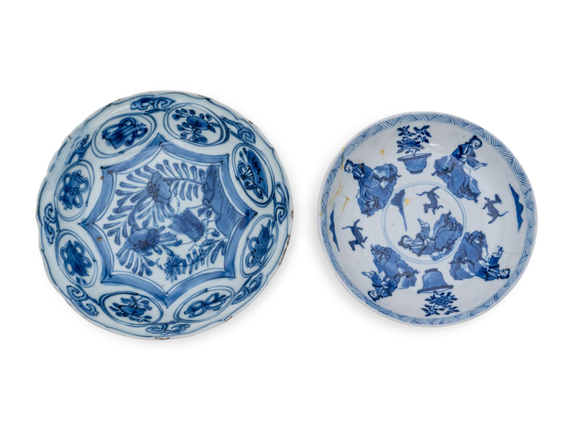 A Group of Six Chinese Blue and White Porcelain Articles