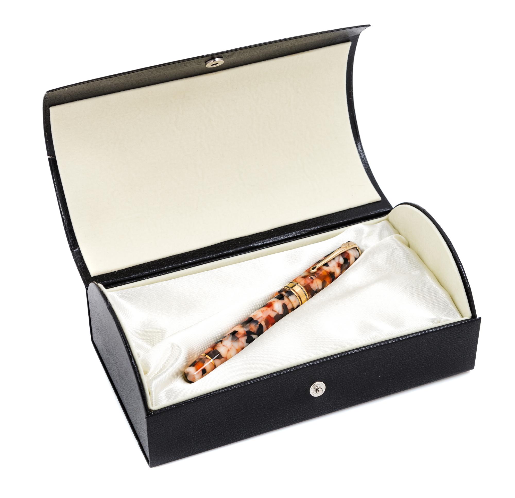 A Conway Stewart 100 Series Limited Edition Fountain Pen