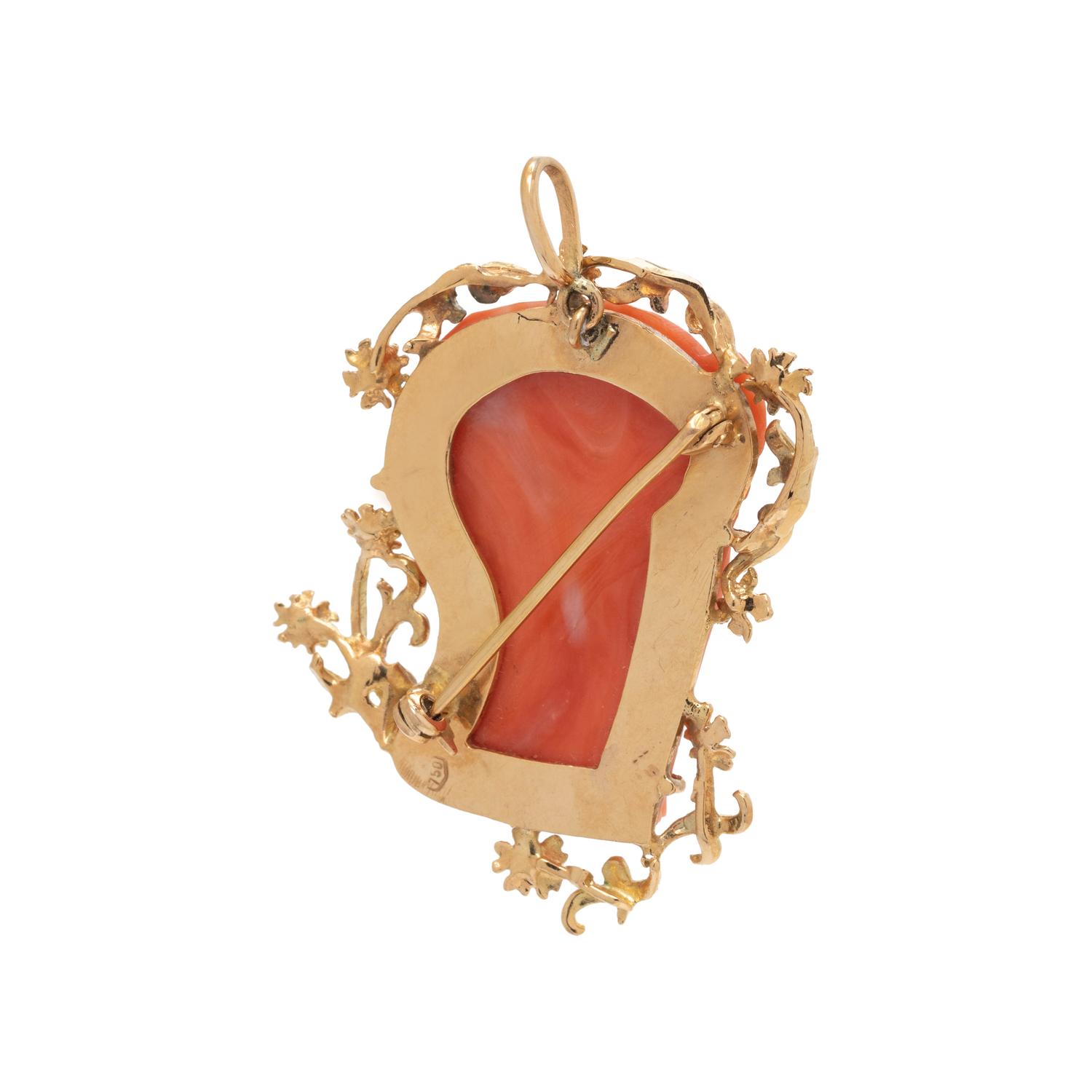 YELLOW GOLD AND CORAL PENDANT/BROOCH