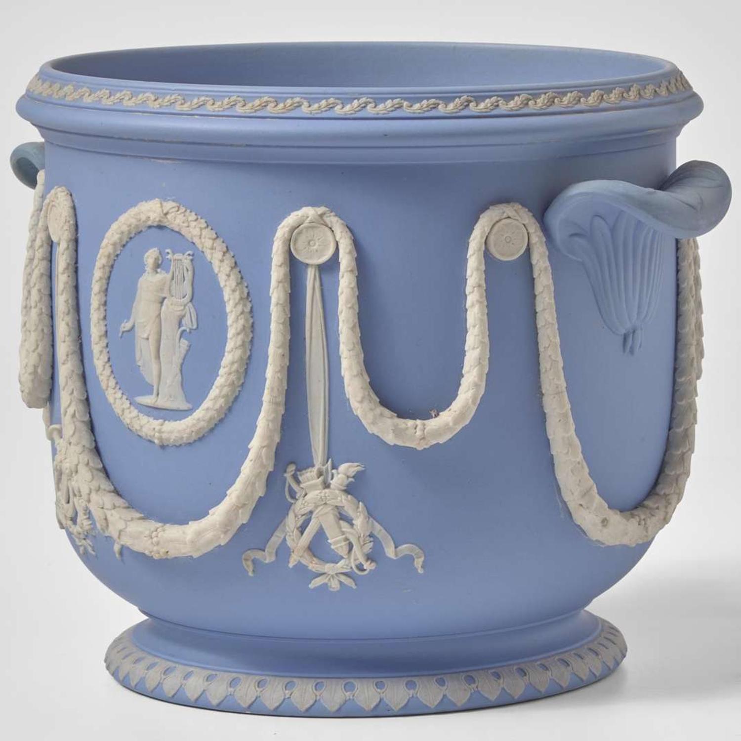A Wedgwood Solid Blue Jasperware Handled Wine Cooler UK, circa 1860