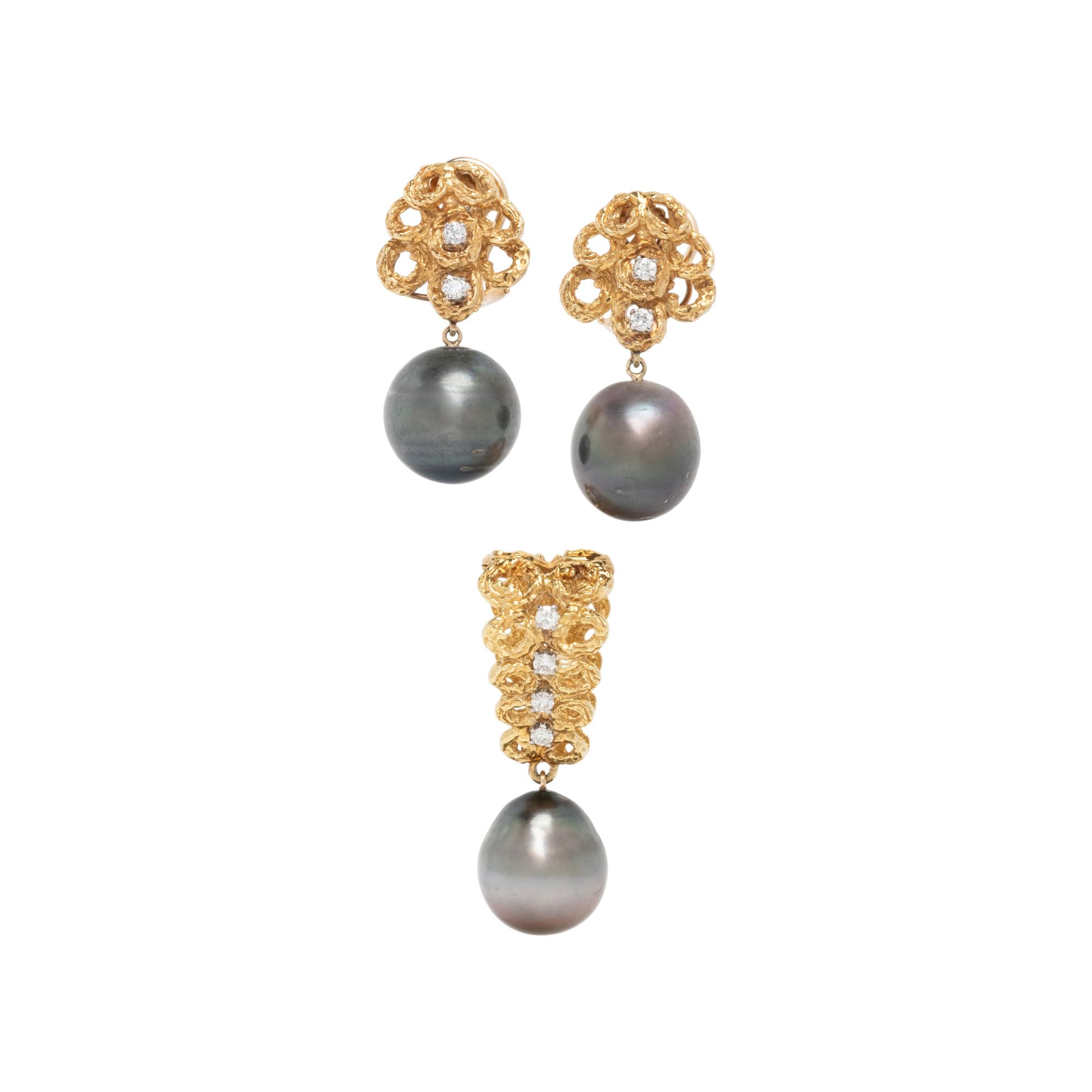 YELLOW GOLD, CULTURED BLACK PEARL, AND DIAMOND PENDANT AND EARRINGS