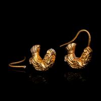 A Pair of Chinese Gold 'Capricorn' Earrings, Erhuan, Liao Dynasty 遼 摩羯形金耳環一對
