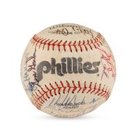 A 1975 Philadelphia Phillies Team Signed Autograph Baseball