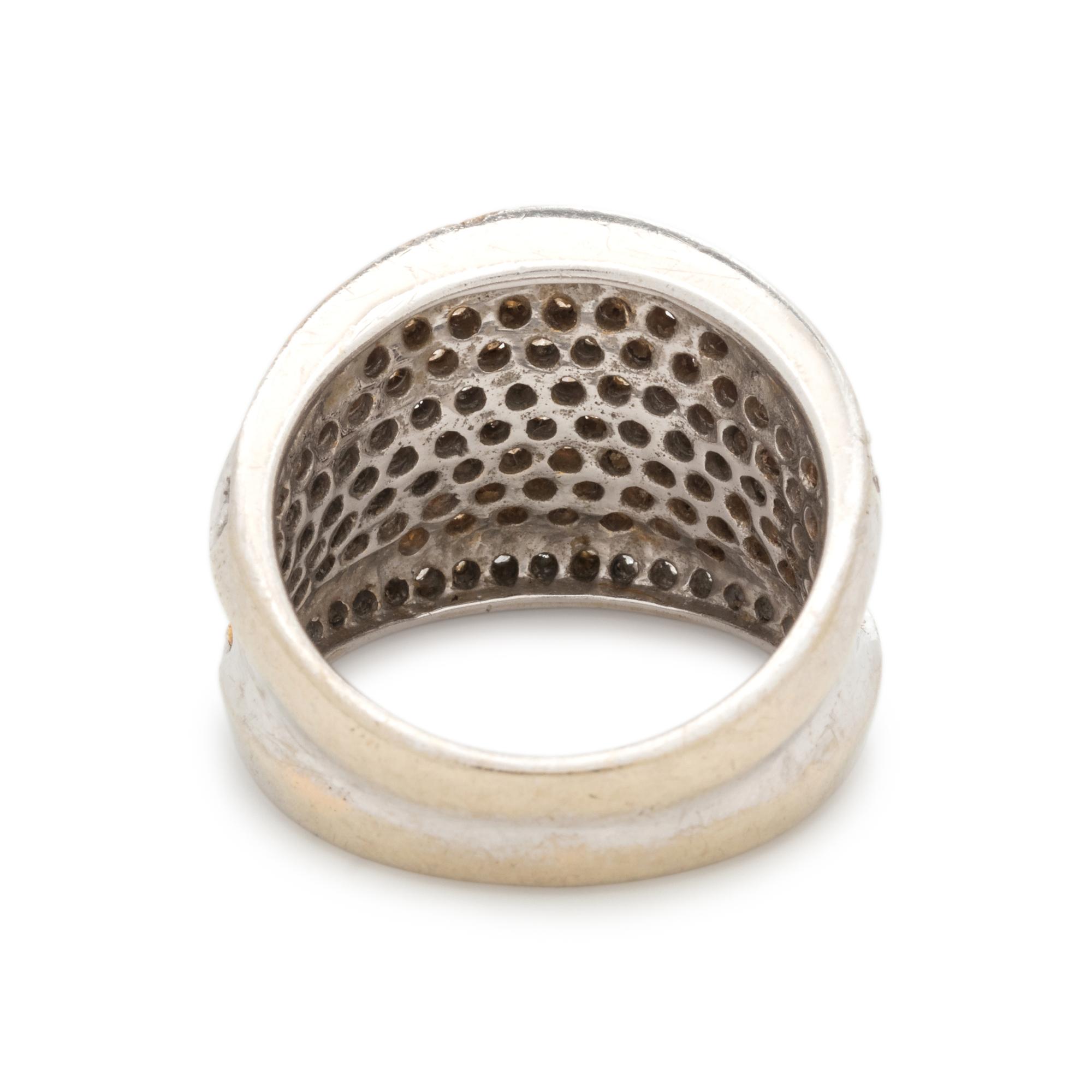 COLORED DIAMOND AND DIAMOND RING