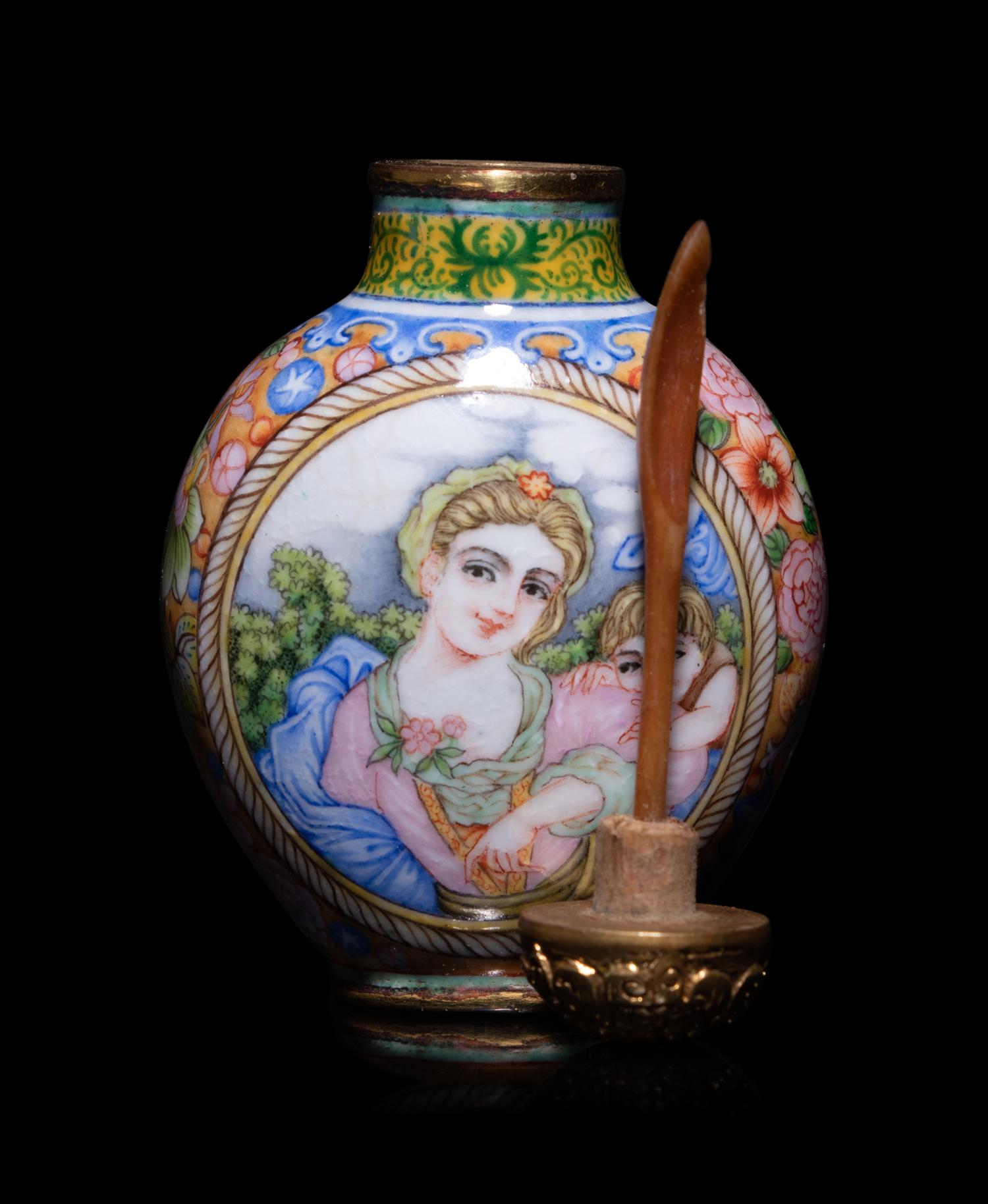 A Chinese Painted Enamel on Copper Snuff Bottle