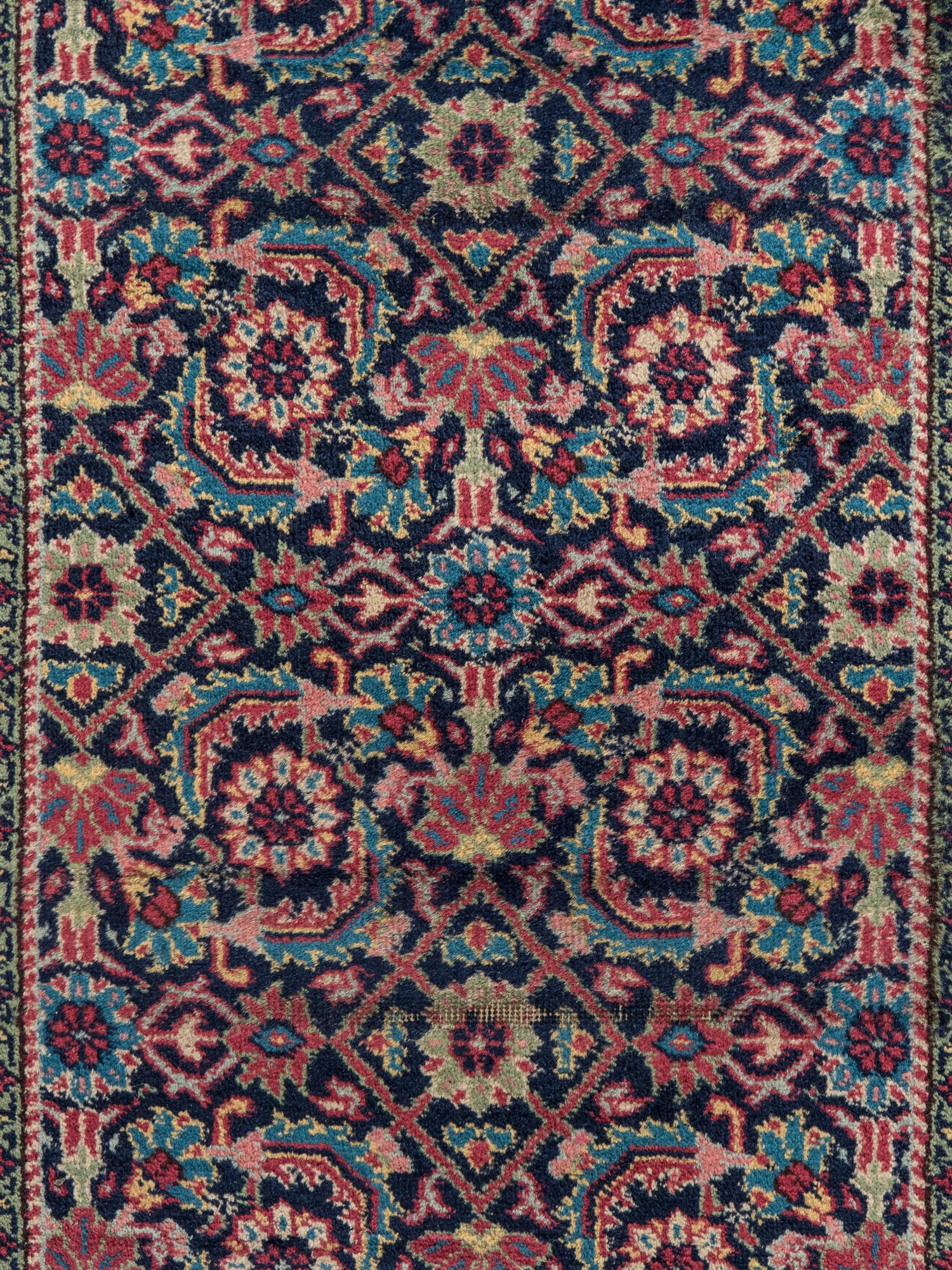 A Mahal Wool Runner