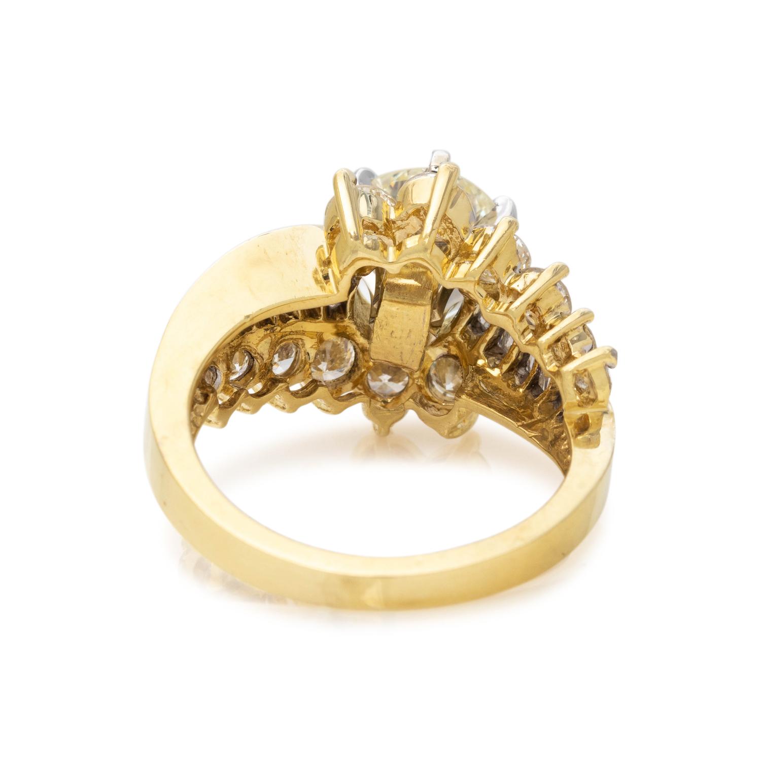 DIAMOND RING