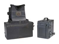 [CAMERAS]. Trio of Graflex and Speed Graphic cameras.