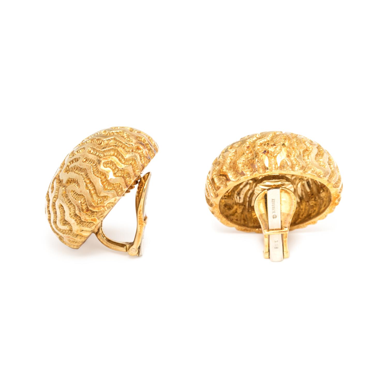 NICHOLAS VARNEY, YELLOW GOLD EARLCIPS