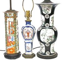 Three Chinese Export porcelain vases late 18th/19th century