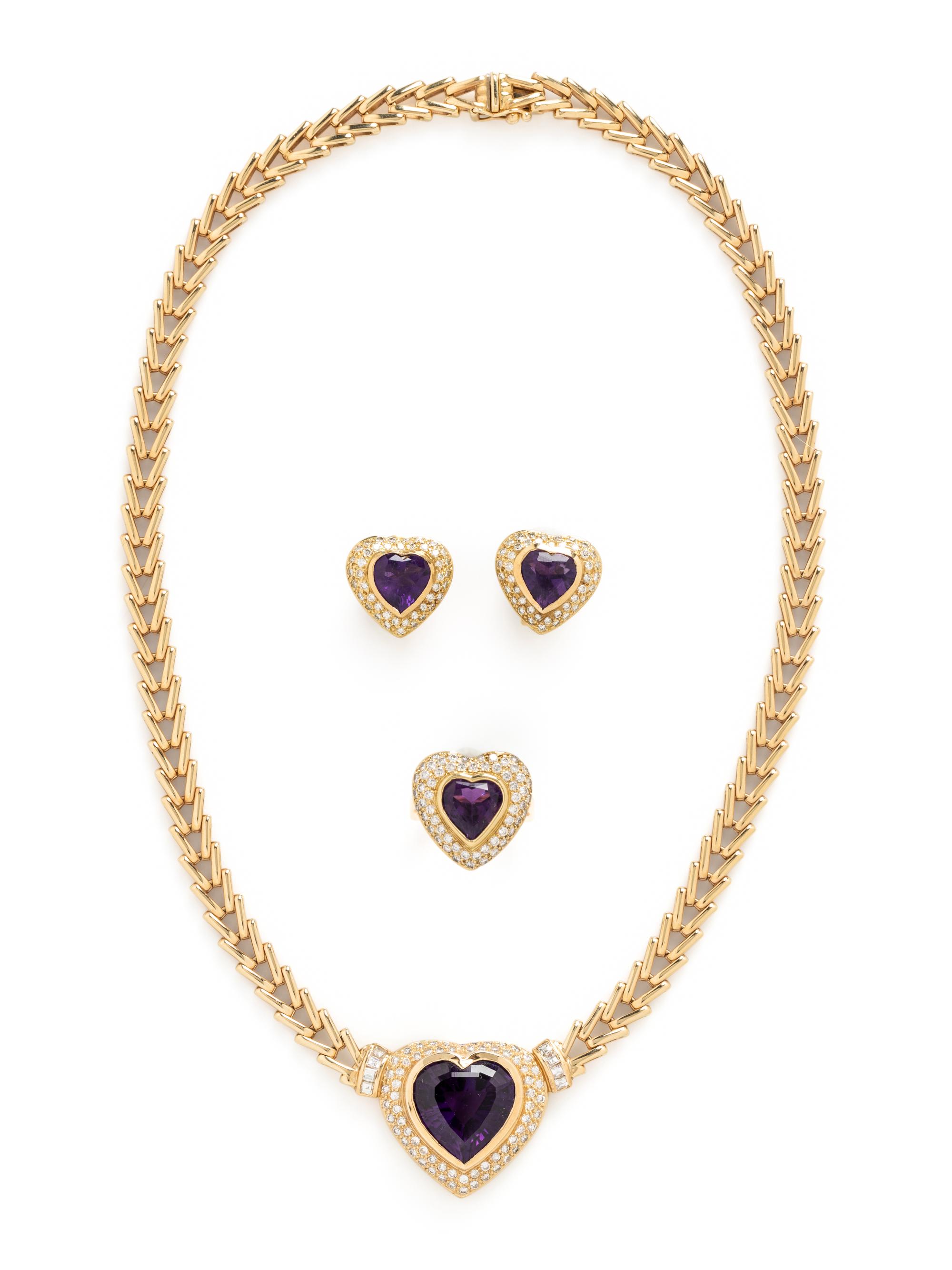 YELLOW GOLD, AMETHYST AND DIAMOND SUITE
