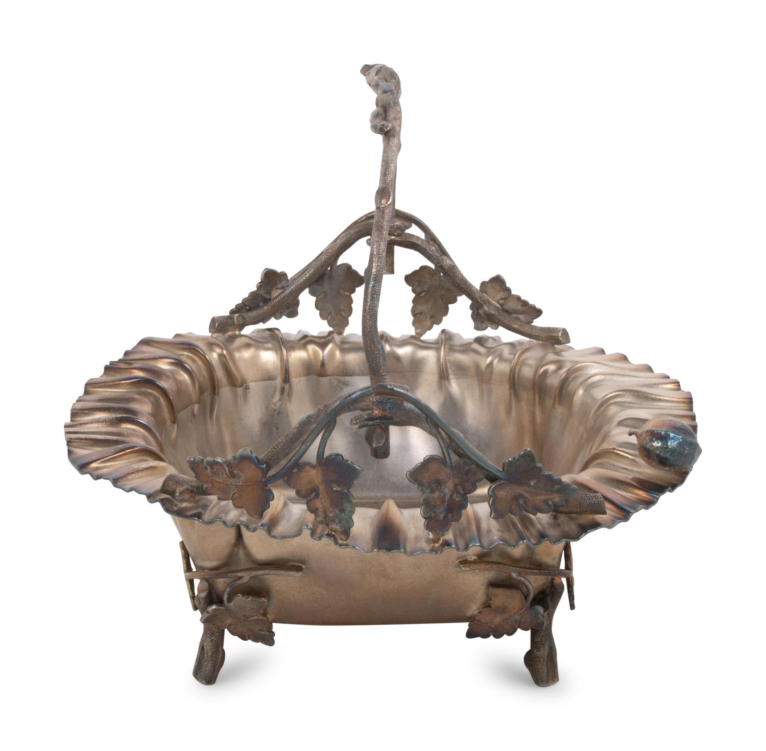 An American Quadruple-Plate Centerpiece Basket