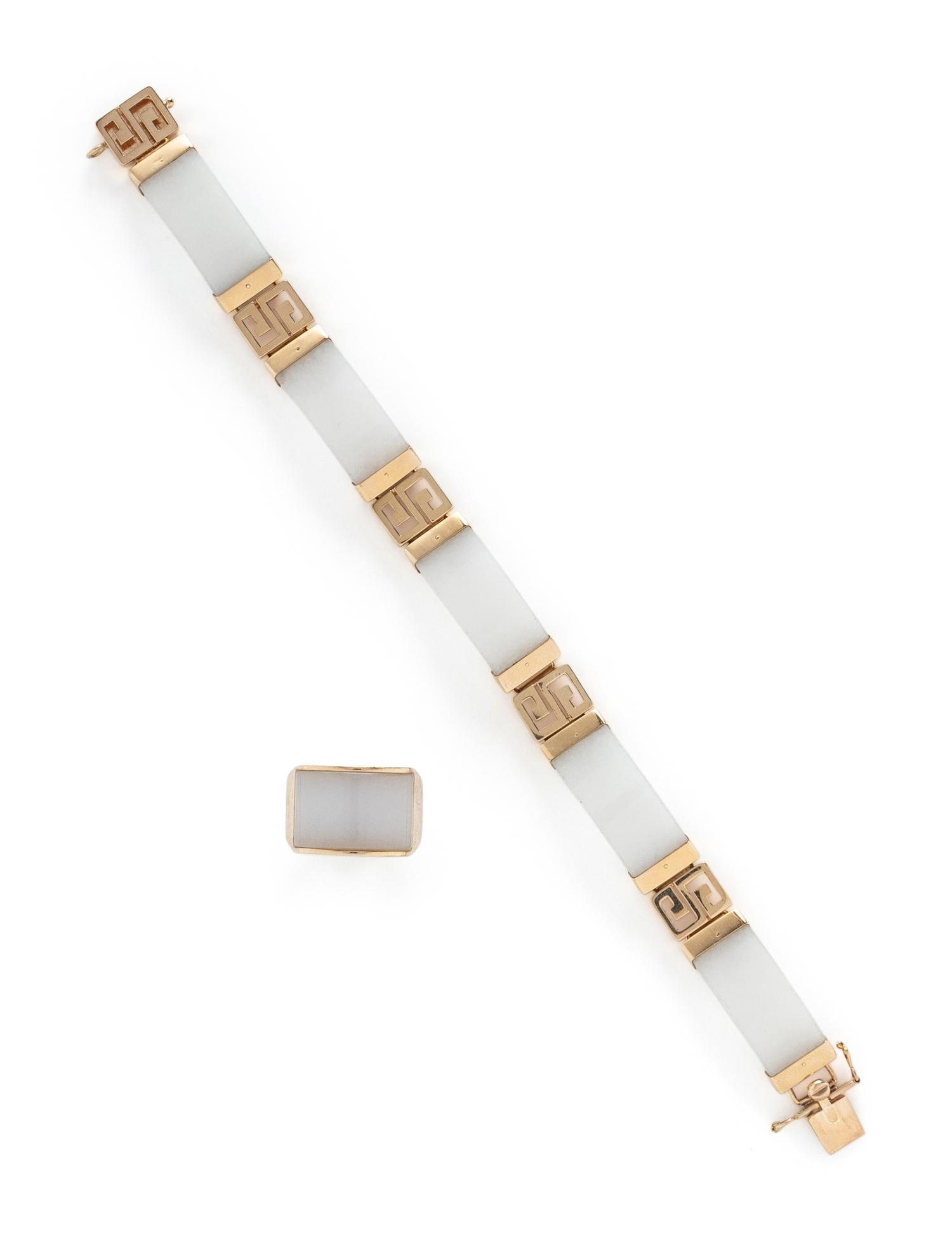 WHITE JADE AND YELLOW GOLD BRACELET AND RING
