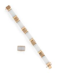 WHITE JADE AND YELLOW GOLD BRACELET AND RING