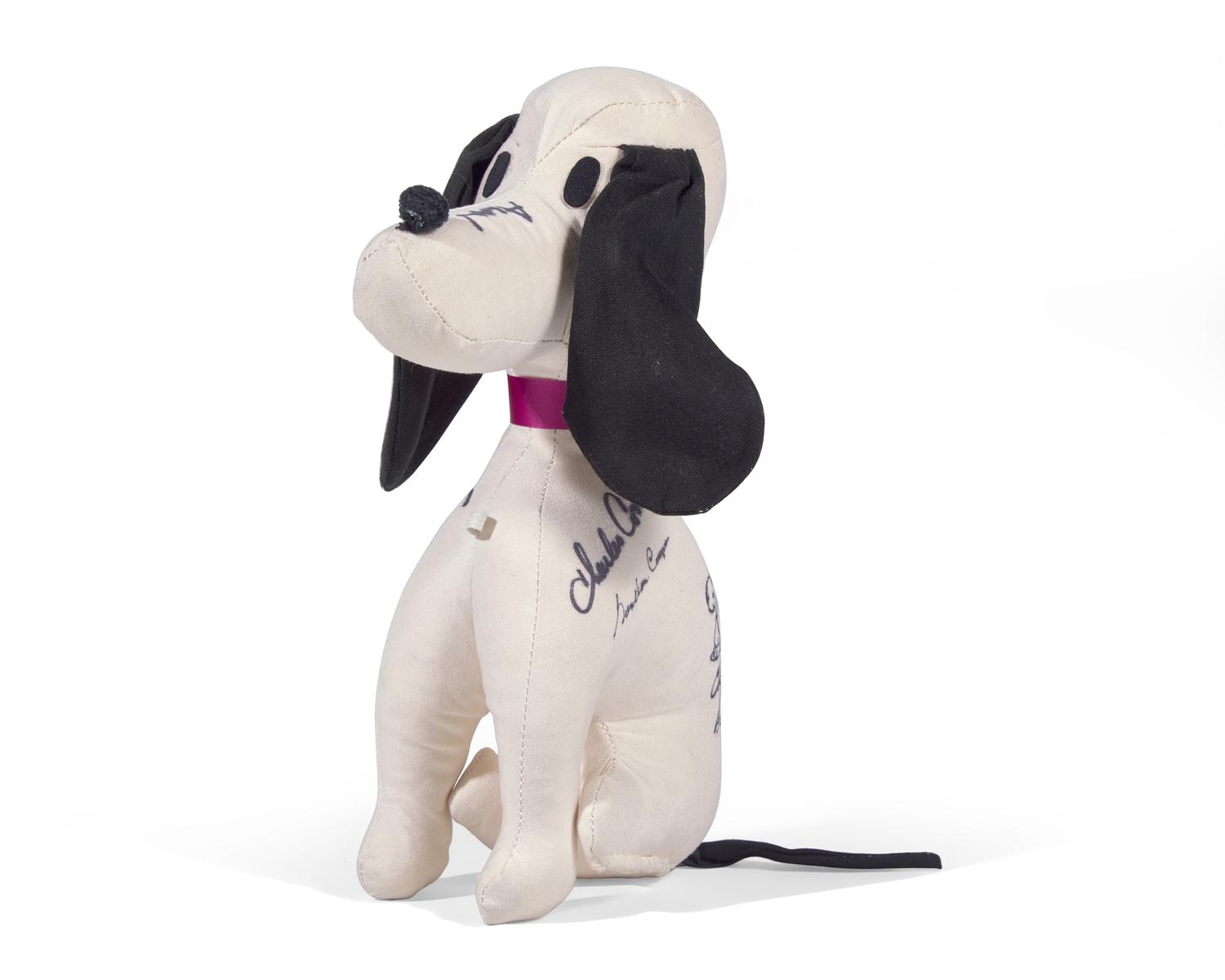 [Space] Schulz, Charles, and Alan Bean, and Dick Gordon, and Charles Conrad, et al. Signed Snoopy Doll