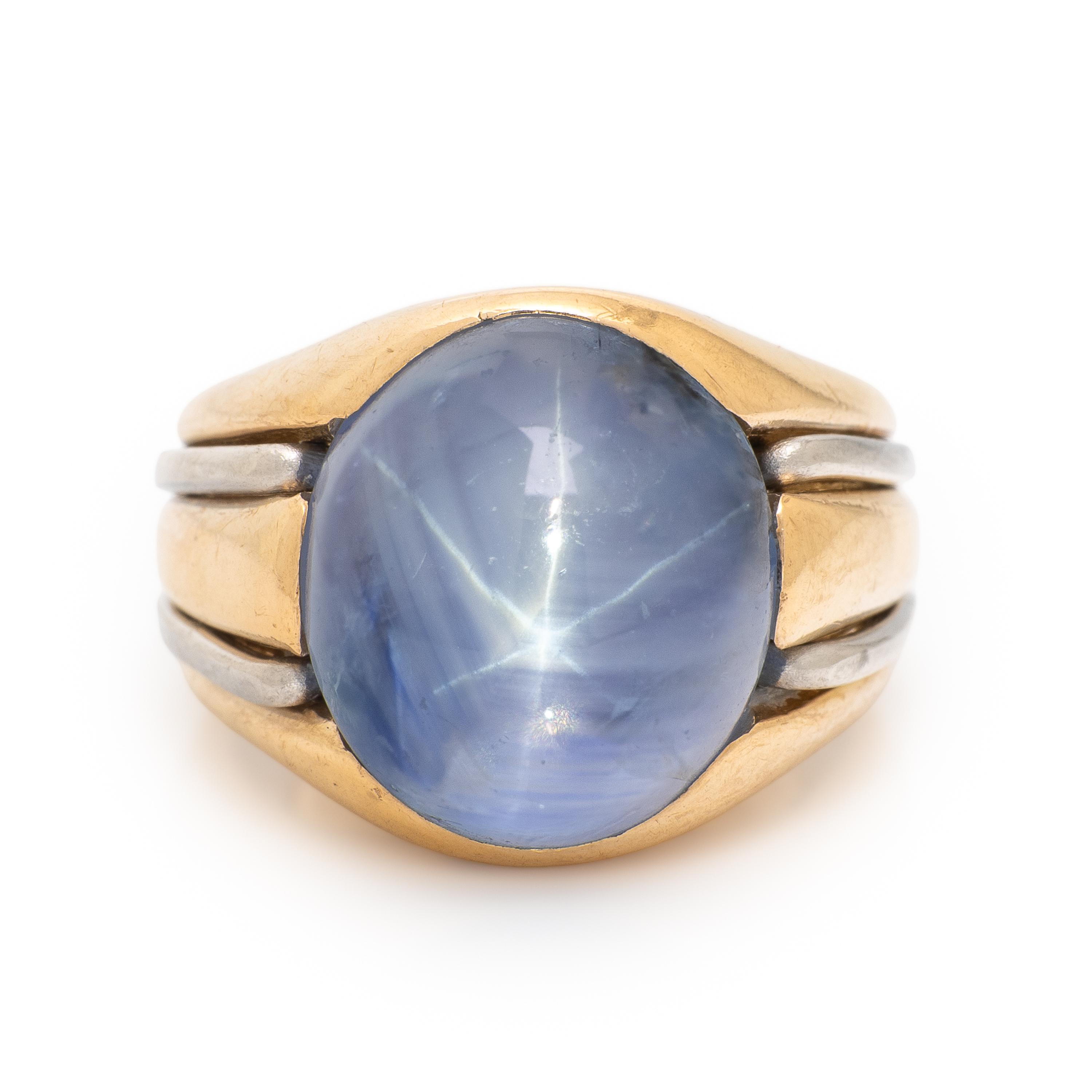Star Sapphire and Bicolor Gold Ring
