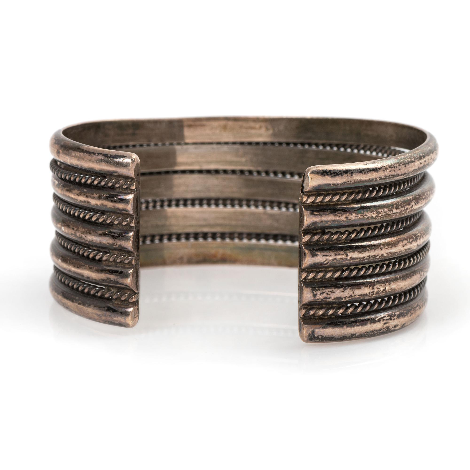 Navajo Silver Cuff-Bracelet