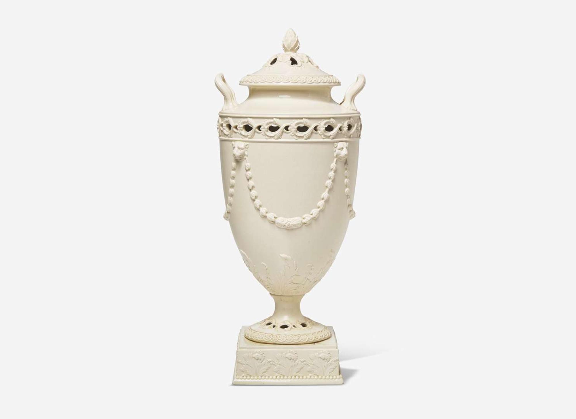 A Large Wedgwood Queensware Reticulated Vase and Cover, UK, 1880s