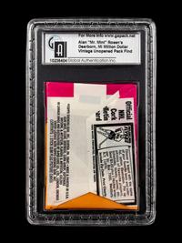 A Sealed Unopened Wax Pack of 1973-1974 Topps Hockey Cards