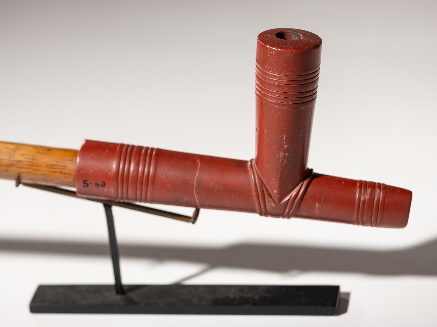 Sioux Effigy Pipe with Catlinite Bowl