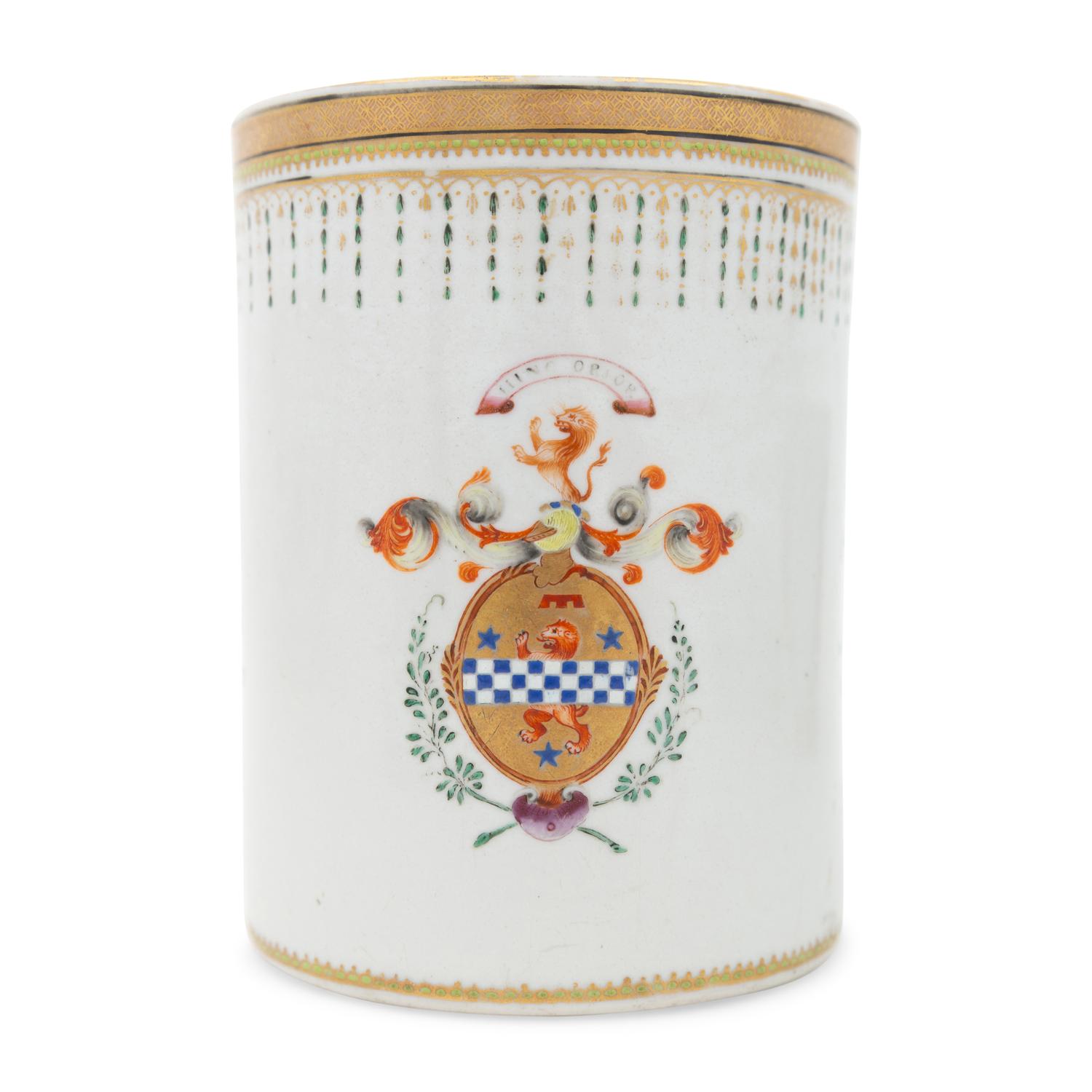 A Group of Six Chinese Export Porcelain Table Articles, 18th to early 19th Century 近代 外銷徽章瓷一組六件