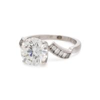 DIAMOND RING