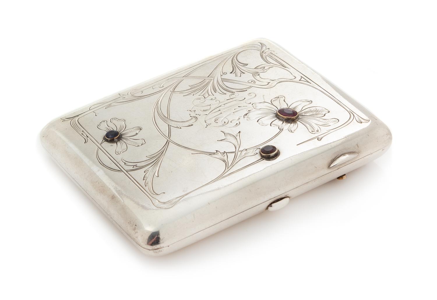 A Russian Silver Cigarette Case, Joint-Stock Company of Moscow Goldsmiths AOAM3, Moscow, Early 20th Century, the lid with a central eng