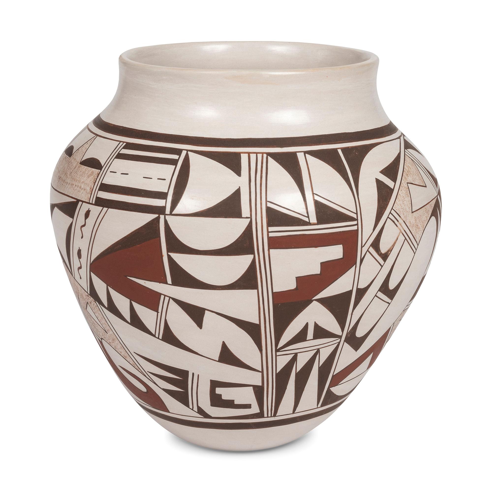 Polychrome Jar, with Parrot
