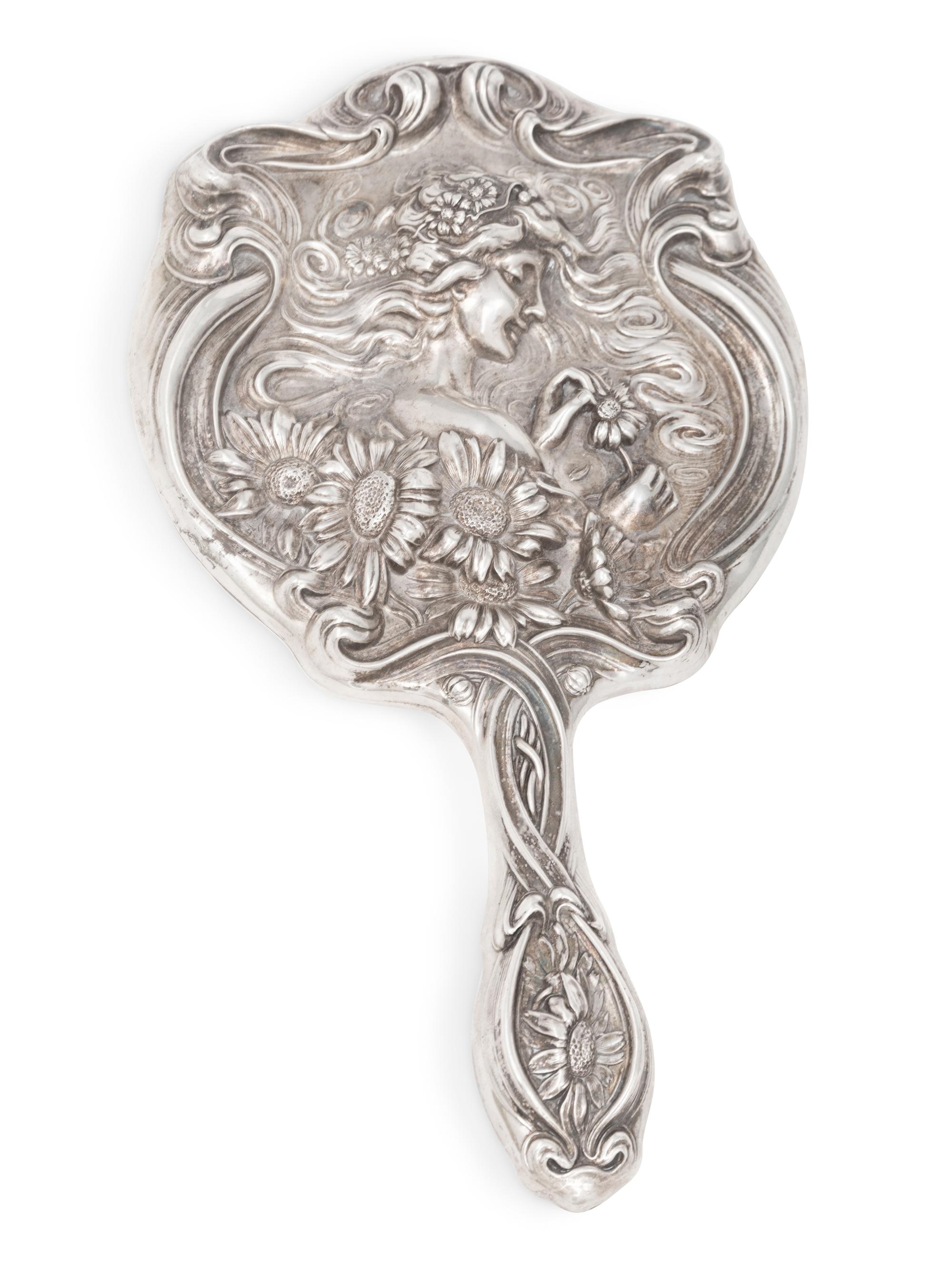 A Group of Seventeen Silver Art Nouveau Women's Dresser Articles