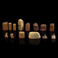 A group of fourteen seals including one by Wang Daxin 印章一组十四件含王大炘一枚 19th to 20th Century ???????