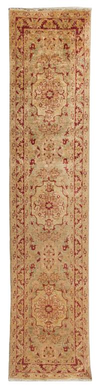 An Indo-Persian Wool Runner — LATE 20TH CENTURY