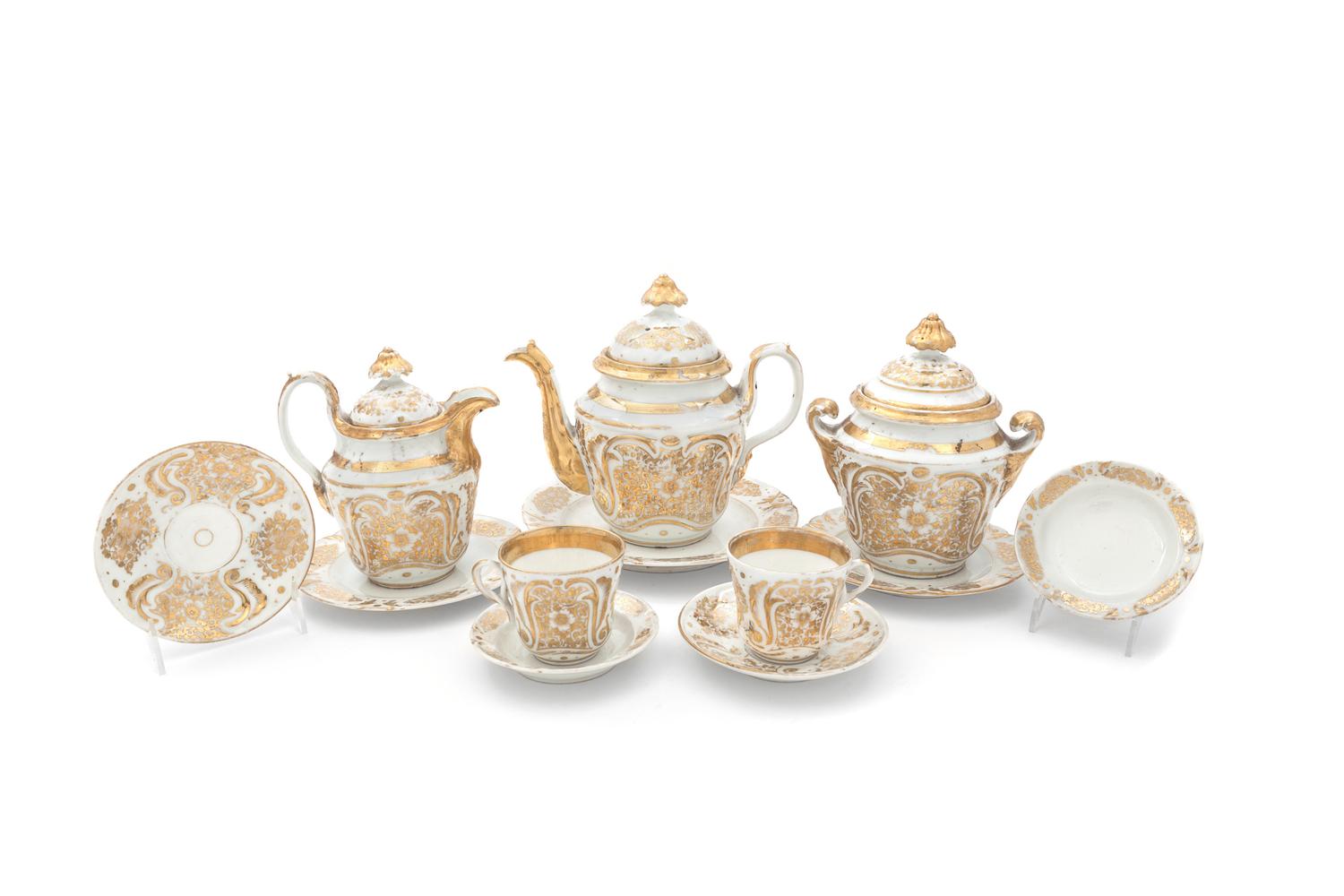 A Paris Porcelain Dessert Service