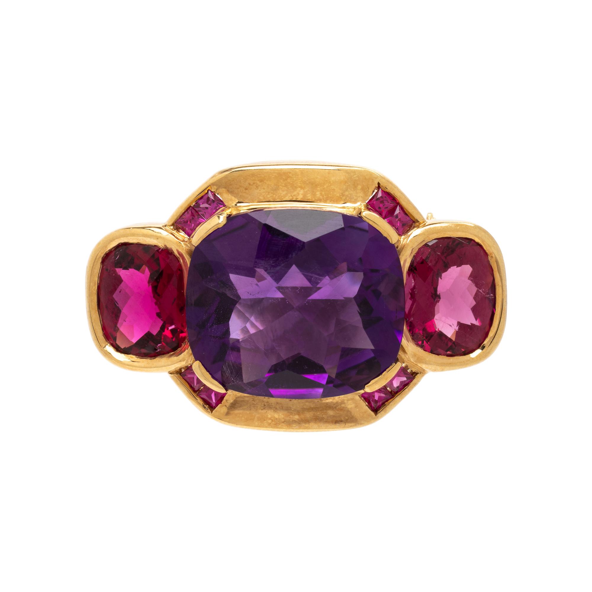 Multigem and Yellow Gold Brooch